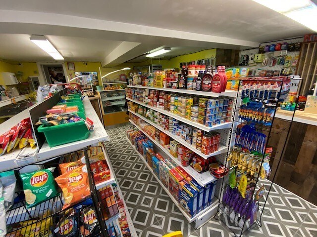 122 N Main St, Norwich, CT à louer Photo du bâtiment- Image 1 de 12