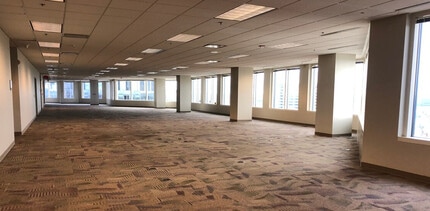 333 Commerce St, Nashville, TN for lease Interior Photo- Image 2 of 5