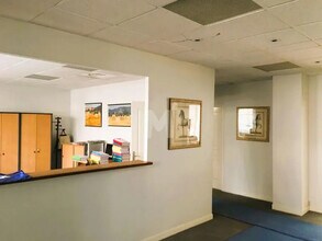 Office in Évry-Courcouronnes for lease Interior Photo- Image 1 of 6