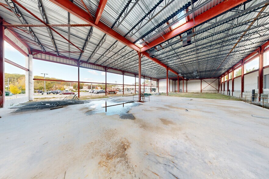 1870 E Jericho Tpke, Huntington, NY à louer - Numérisation 3D de Matterport - Image 2 de 21