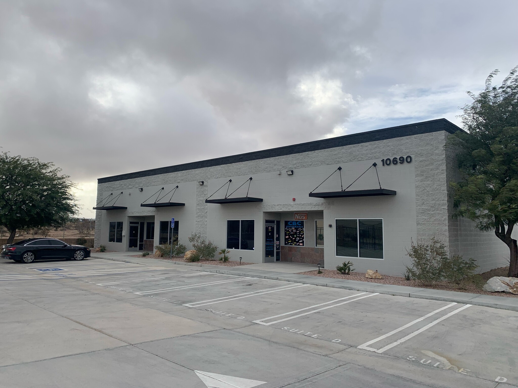 10690 G Ave, Hesperia, CA for lease Primary Photo- Image 1 of 5