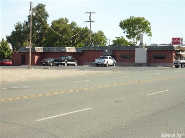 1002 Waterloo Rd, Stockton, CA for sale Primary Photo- Image 1 of 1