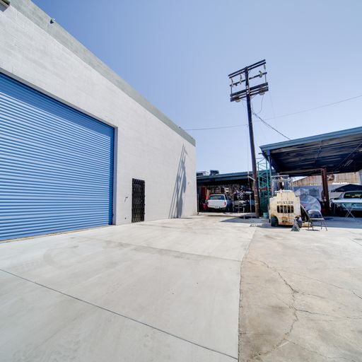 2727 108th St, Lynwood, CA for lease - Building Photo - Image 3 of 7