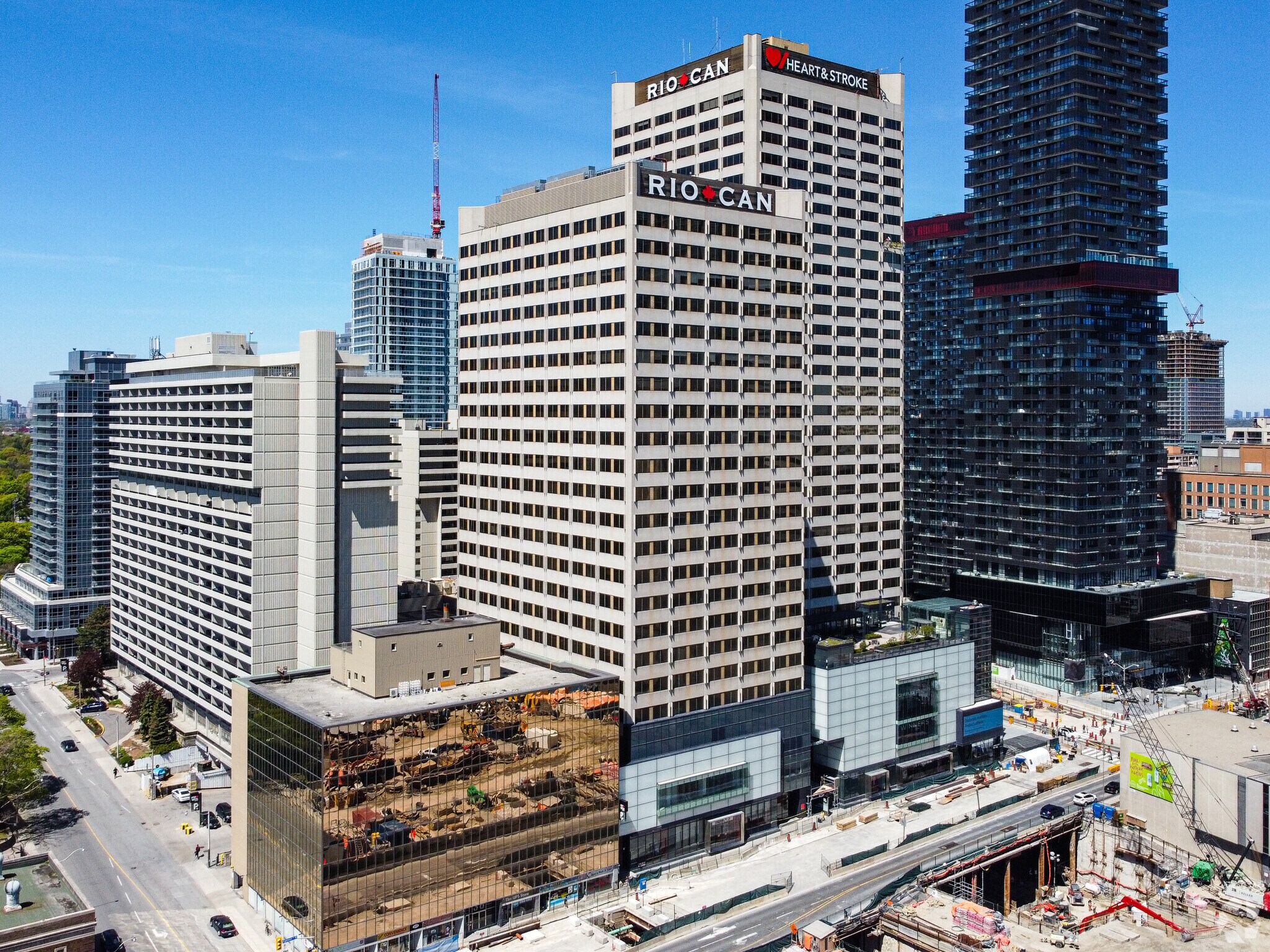 20 Eglinton Ave W, Toronto, ON à vendre Photo principale- Image 1 de 1