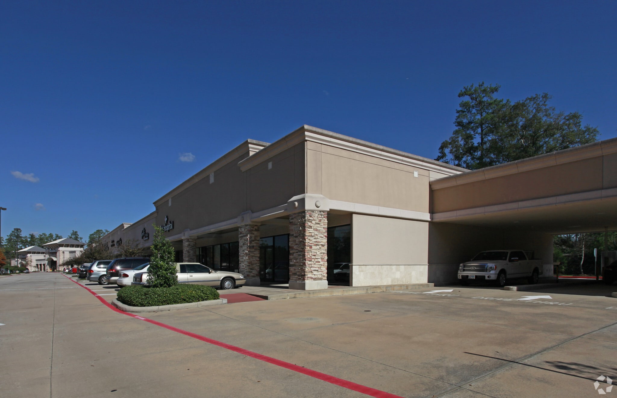 9420 College Park Dr, The Woodlands, TX for lease Primary Photo- Image 1 of 10