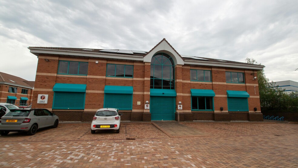 Tancred Clos, Leamington Spa for lease - Building Photo - Image 3 of 8