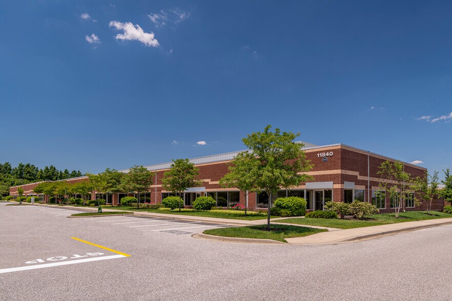 11820-11860 W Market Pl, Fulton, MD à louer - Photo du bâtiment - Image 2 de 25