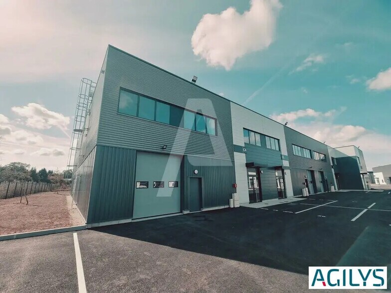 Flex in Savigny-le-Temple for lease - Building Photo - Image 2 of 9