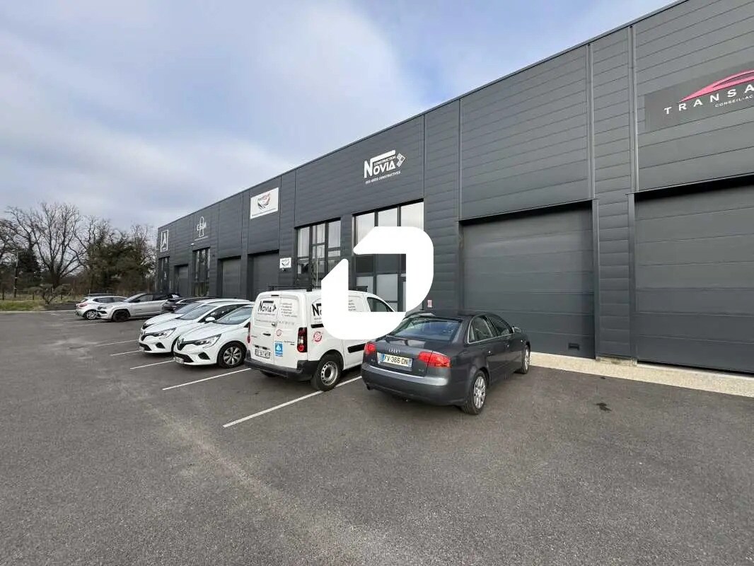 12 Rue De La Pierre Bleue, Chaponost for lease Building Photo- Image 1 of 13