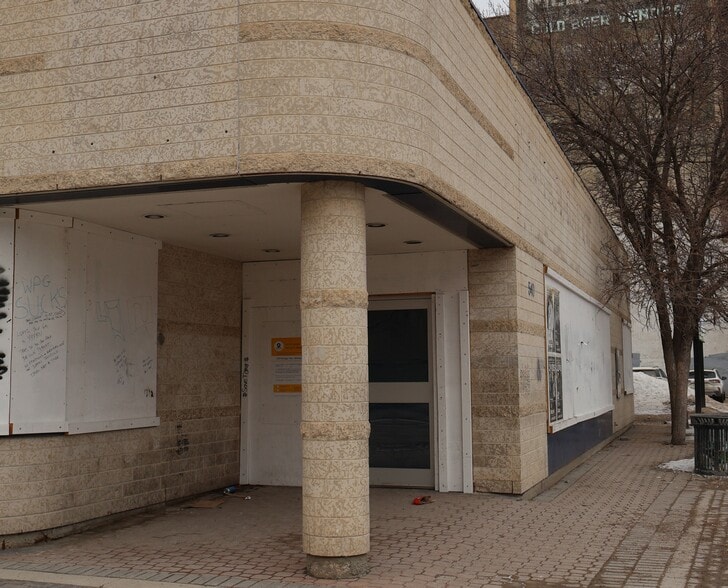 540 Main St, Winnipeg, MB for sale - Primary Photo - Image 1 of 9