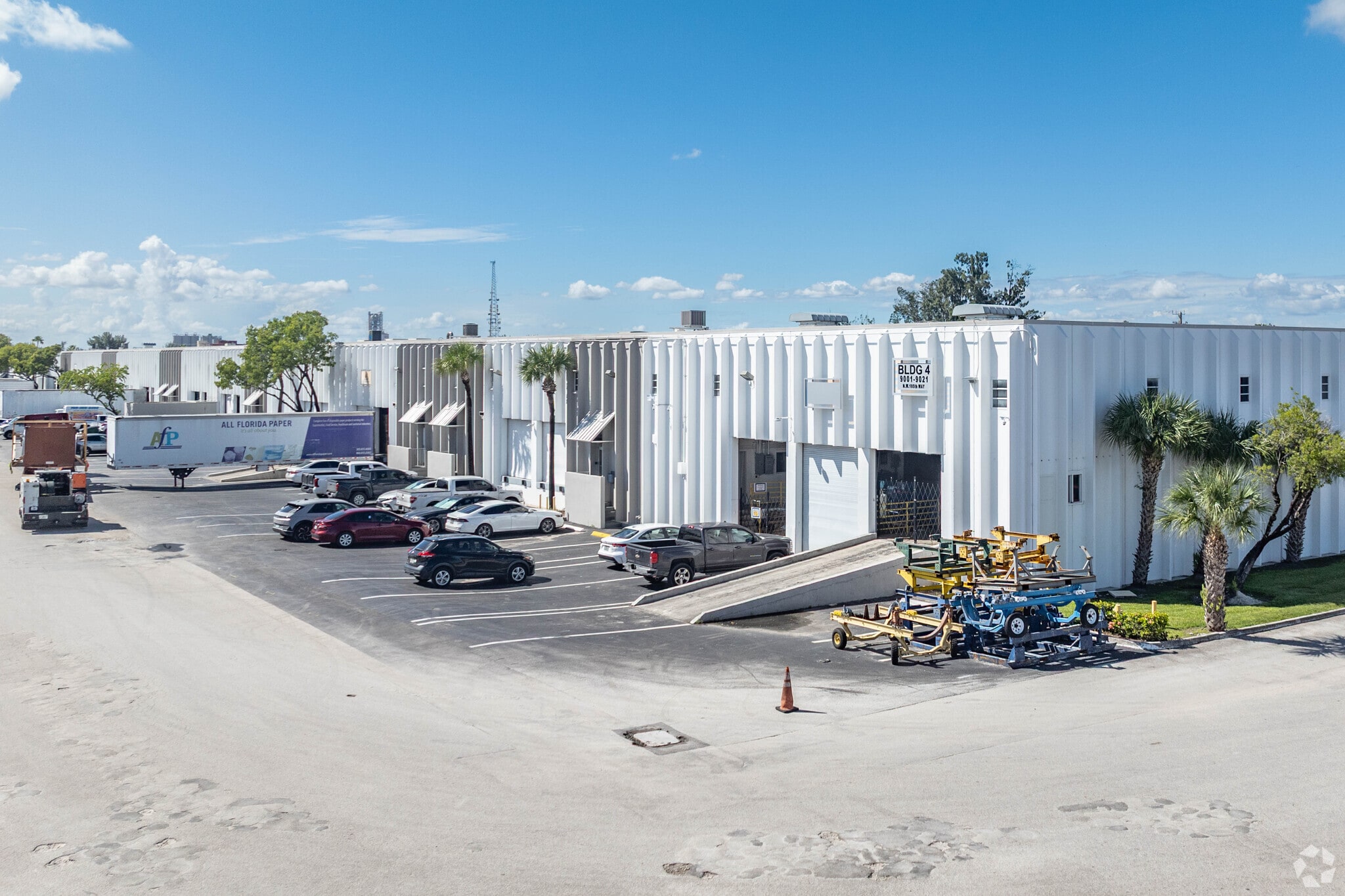 9001-9021 NW 105th Way, Miami, FL for lease Primary Photo- Image 1 of 16