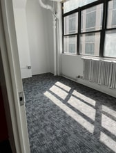216 E 45th St, New York, NY for lease Interior Photo- Image 2 of 4