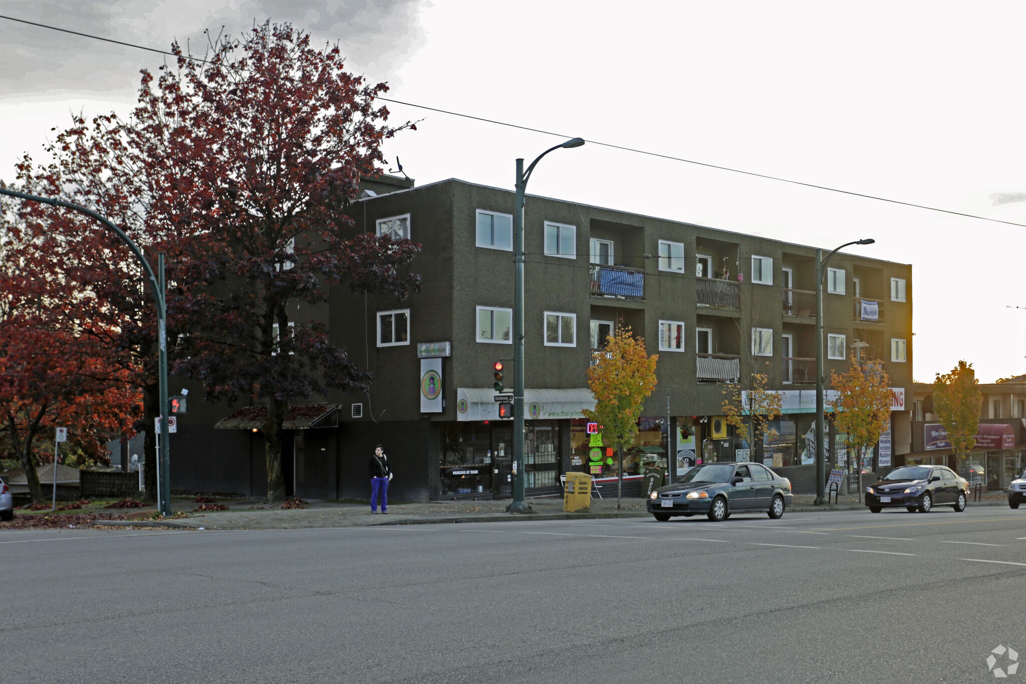 3590-3598 E Hastings St, Vancouver, BC for sale Primary Photo- Image 1 of 1