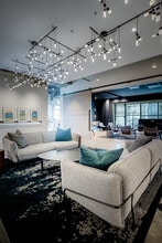 1201 Demonbreun St, Nashville, TN for lease Interior Photo- Image 2 of 14