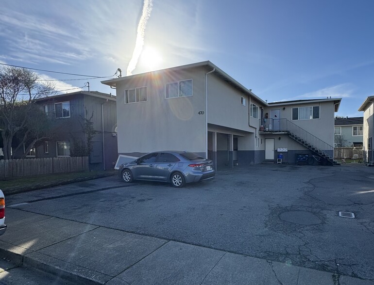 470 Willow Ave, Half Moon Bay, CA à vendre - Photo du bâtiment - Image 3 de 4