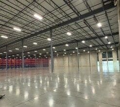 9234 Belmont Ave, Franklin Park, IL for lease Interior Photo- Image 2 of 8