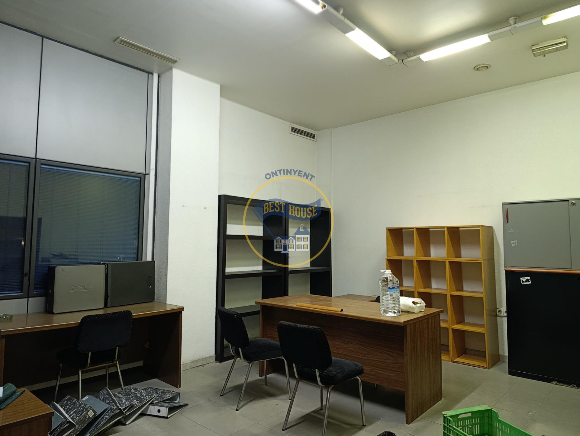 Retail in Ontinyent, Valencia for lease Interior Photo- Image 1 of 21