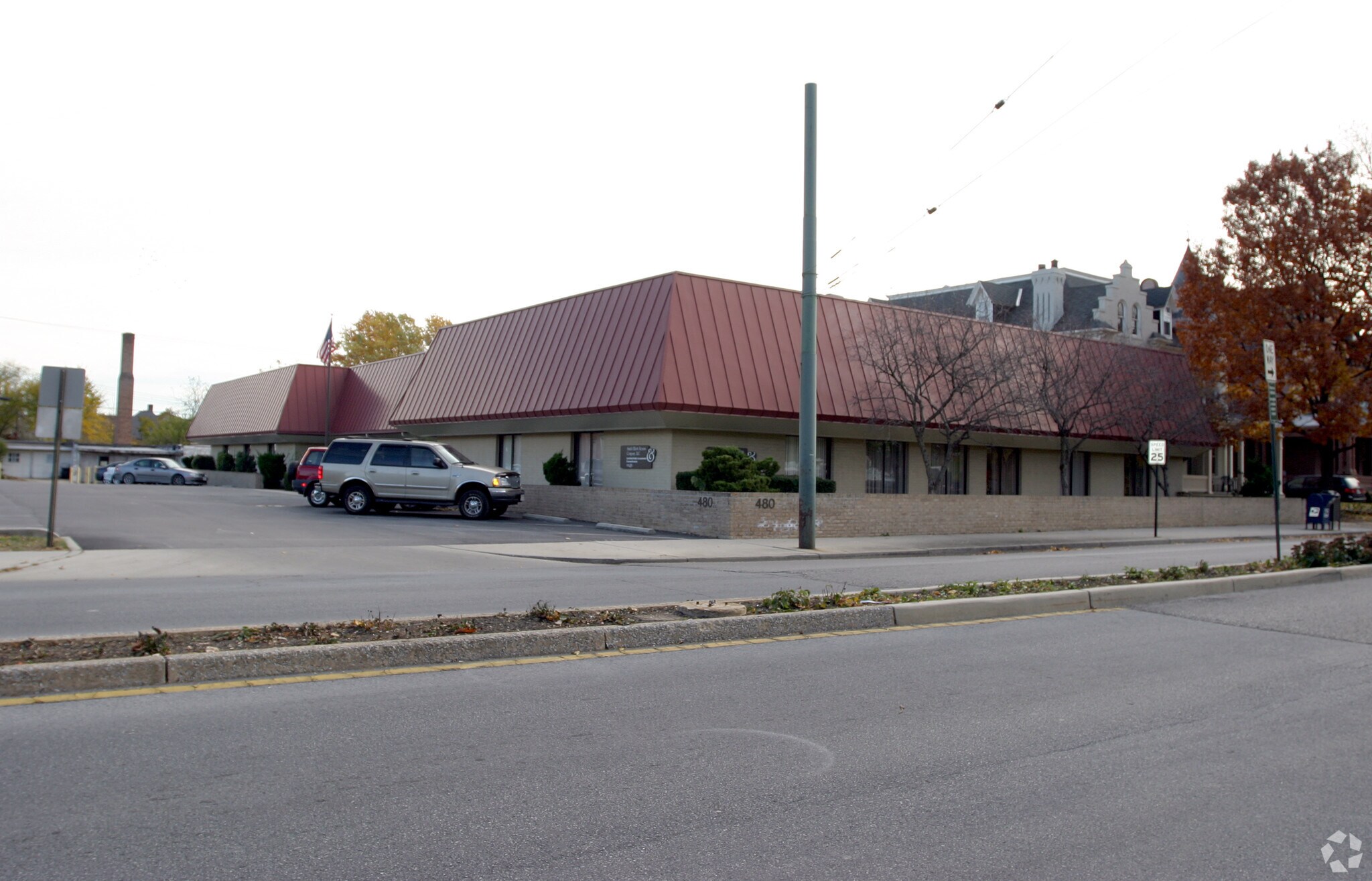 480 & 498 N. POTOMAC STREET | HAGERSTOWN portefeuille de 2 propriétés à vendre sur LoopNet.ca Photo principale- Image 1 de 27