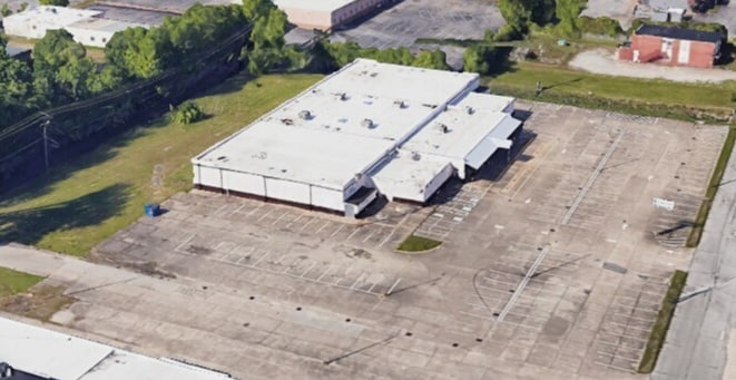 630 79th St, Newport News, VA for sale - Building Photo - Image 2 of 9