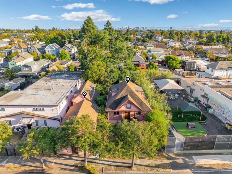 1614 Russell St, Berkeley, CA à vendre - Photo du bâtiment - Image 1 de 19