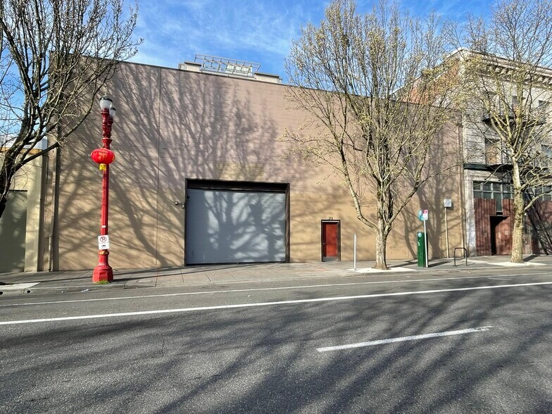 313 NW Third Ave, Portland, OR à louer - Photo principale - Image 1 de 7