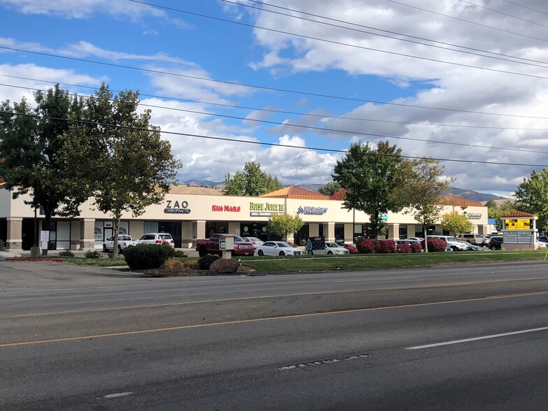 5602-5634 W State St, Boise, ID for lease - Building Photo - Image 2 of 9