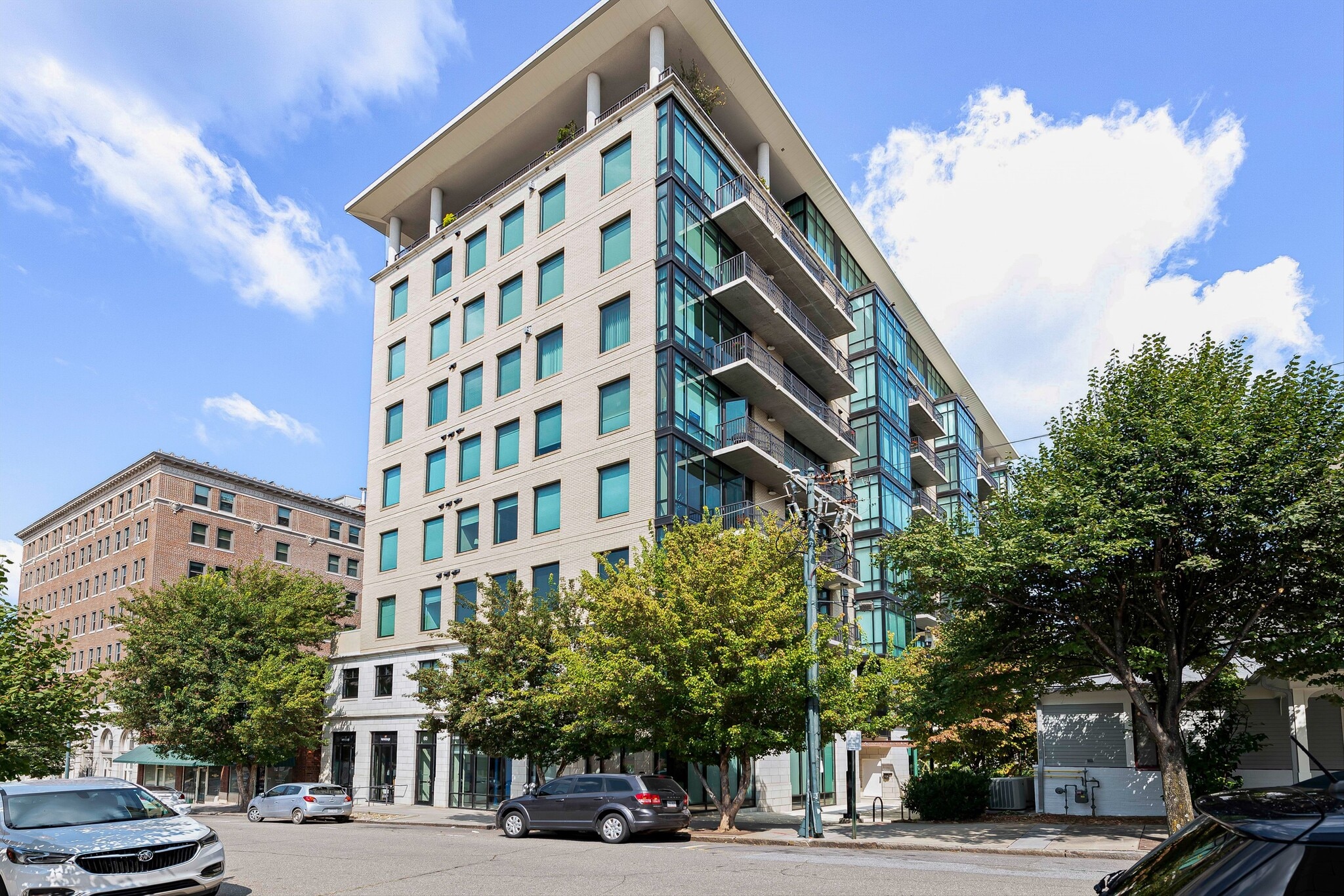 60 N Market St, Asheville, NC for lease Building Photo- Image 1 of 37