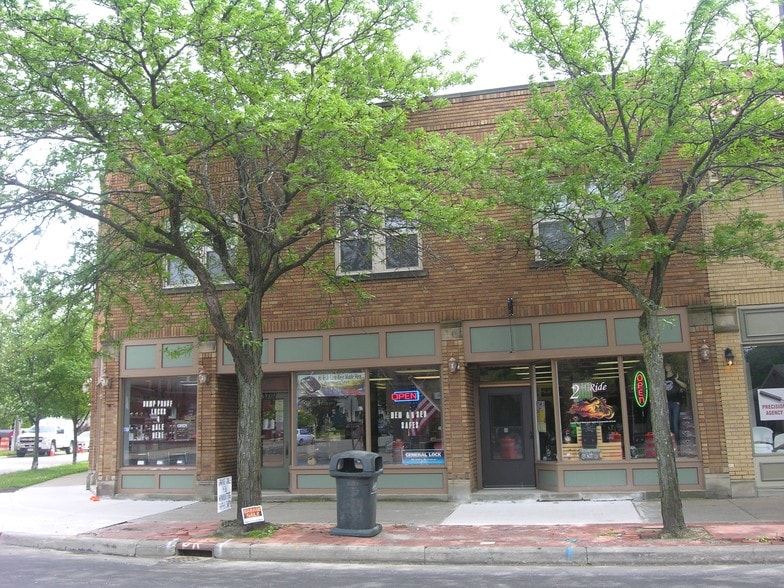 13701 Madison Ave, Lakewood, OH for sale - Building Photo - Image 2 of 44