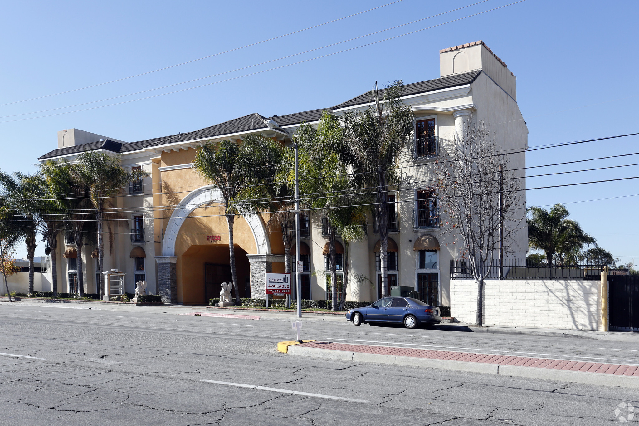 21039-21093 Figueroa St, Carson, CA for lease Primary Photo- Image 1 of 36