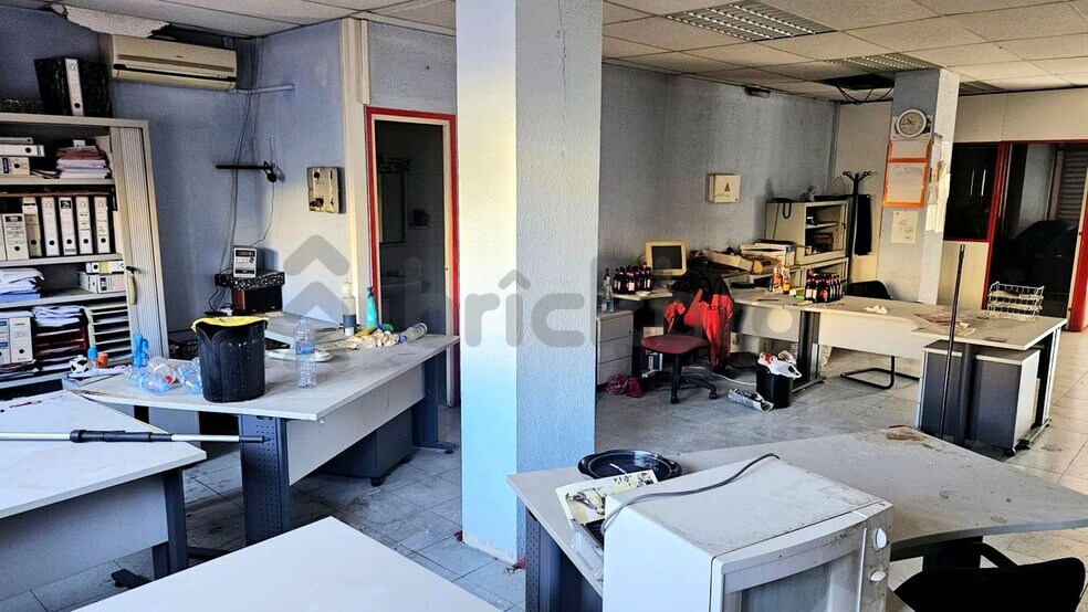 Retail in Granollers, Barcelona for lease - Interior Photo - Image 3 of 3