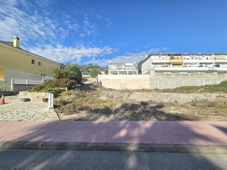 Terrain dans València, Valencia à vendre - Photo principale - Image 2 de 15