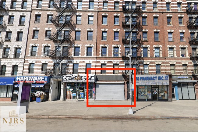 Plus de détails pour 3409-3411 Broadway, New York, NY - Commerce de détail à louer