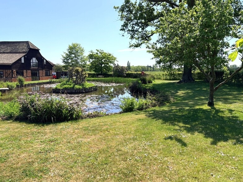 5 Warren House Rd, Wokingham for lease - Building Photo - Image 2 of 2