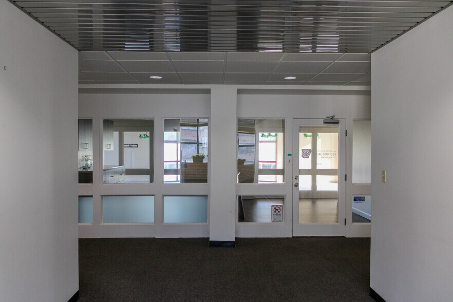 201 E Markham St, Little Rock, AR à louer - Photo du bâtiment - Image 3 de 26