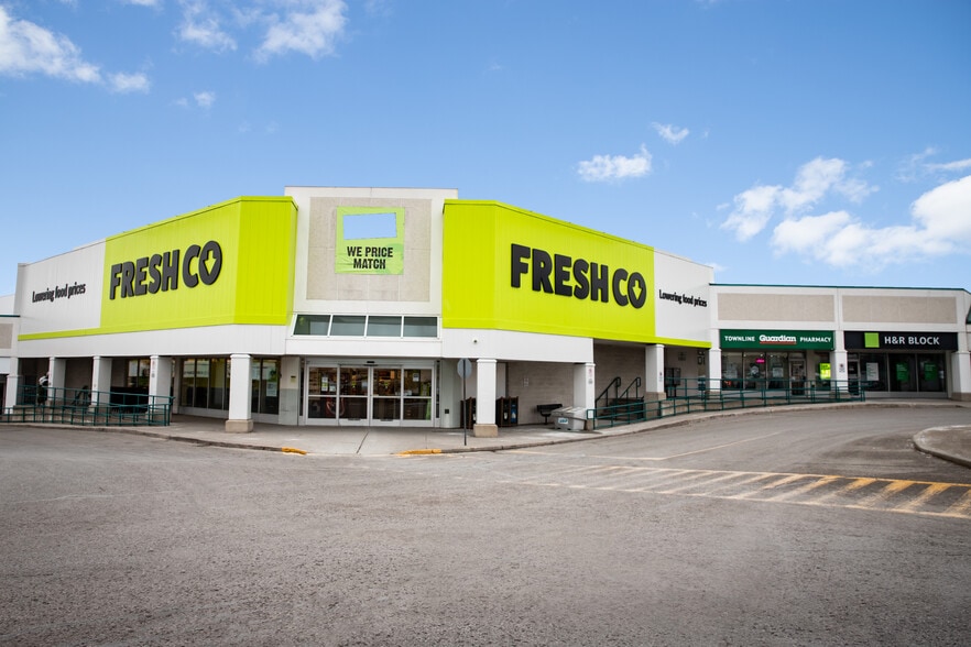 1414 King St E, Clarington, ON for lease - Building Photo - Image 3 of 7