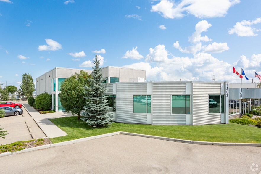 3303 8th St SE, Calgary, AB for sale - Primary Photo - Image 1 of 1
