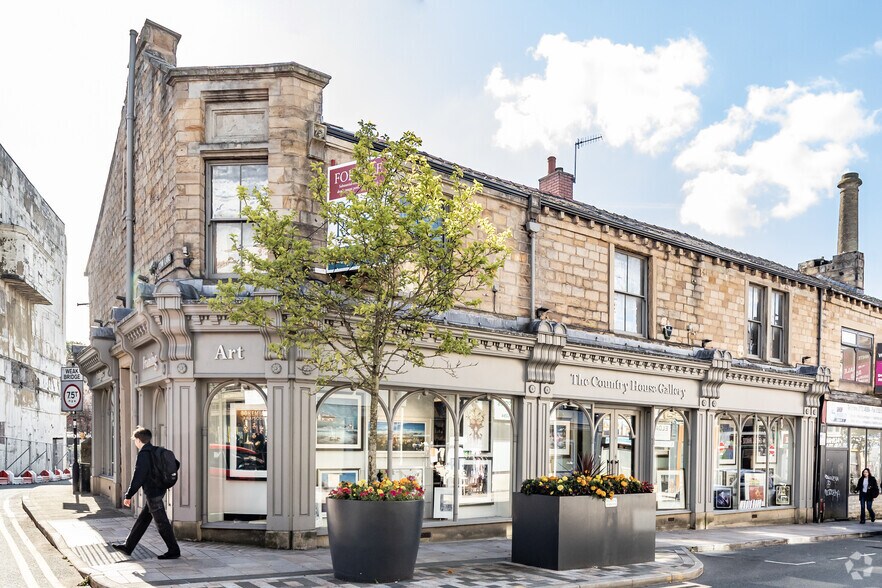 134-138 St James St, Burnley for sale - Primary Photo - Image 1 of 2