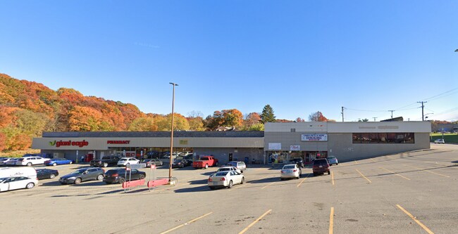 Plus de détails pour 3808-3812 Oneil Blvd, McKeesport, PA - Commerce de détail à louer