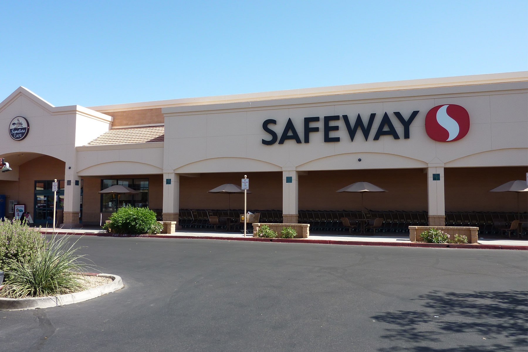 10641 W Olive Ave, Peoria, AZ for lease Primary Photo- Image 1 of 2