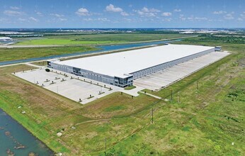 7505 Fisher Rd, Baytown, TX for lease Aerial- Image 2 of 6