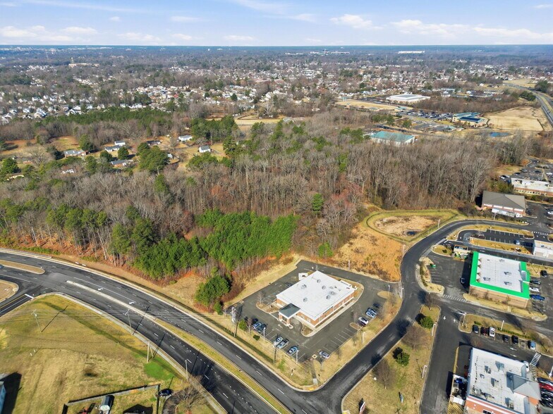 3350 Creighton Rd, Richmond, VA à vendre - Photo du bâtiment - Image 2 de 16