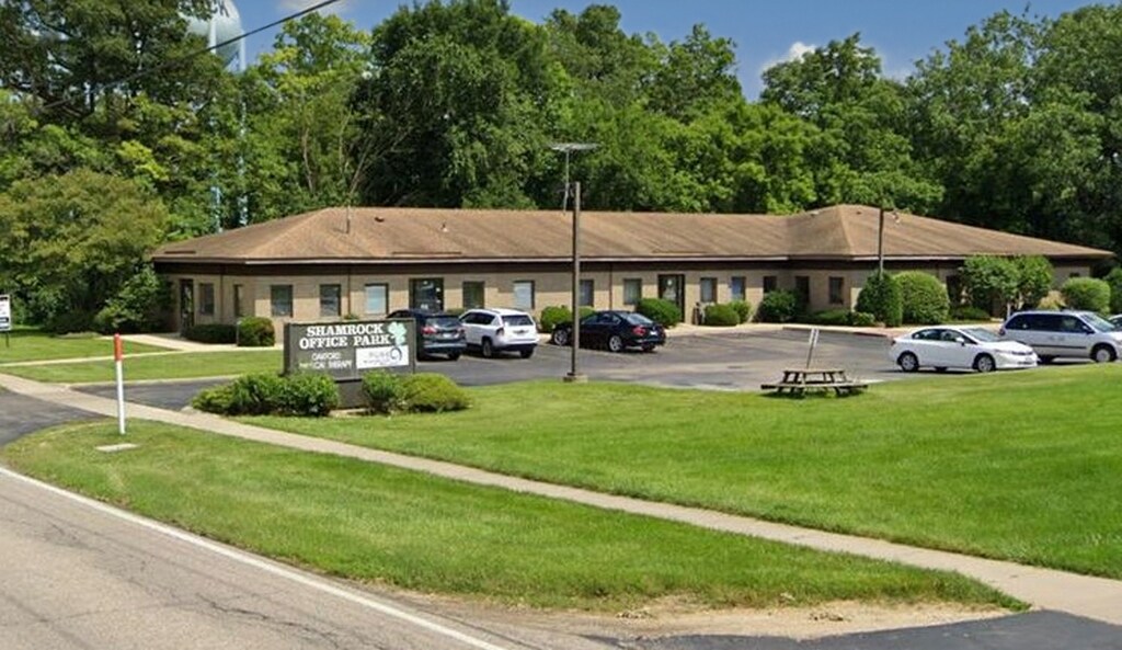 665 W Jackson, Woodstock, IL for lease Building Photo- Image 1 of 13