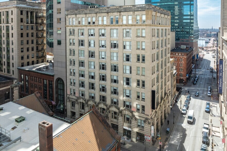 207 E Redwood St, Baltimore, MD à vendre - Photo principale - Image 1 de 45