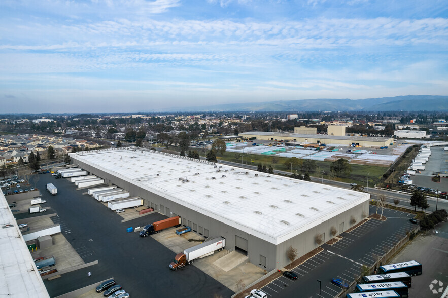 40999-41049 Boyce Rd, Fremont, CA for lease - Aerial - Image 3 of 5