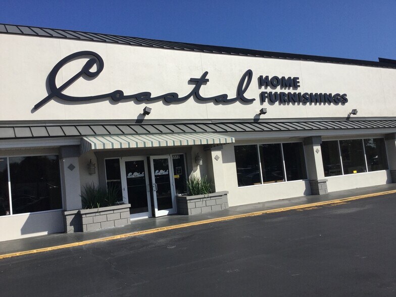 1100-1132 S 14th St, Fernandina Beach, FL à louer - Photo du bâtiment - Image 2 de 2