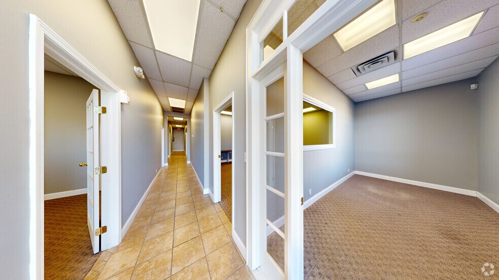 697-845 N Aspen Ave, Broken Arrow, OK à louer - Numérisation 3D de Matterport - Image 2 de 27