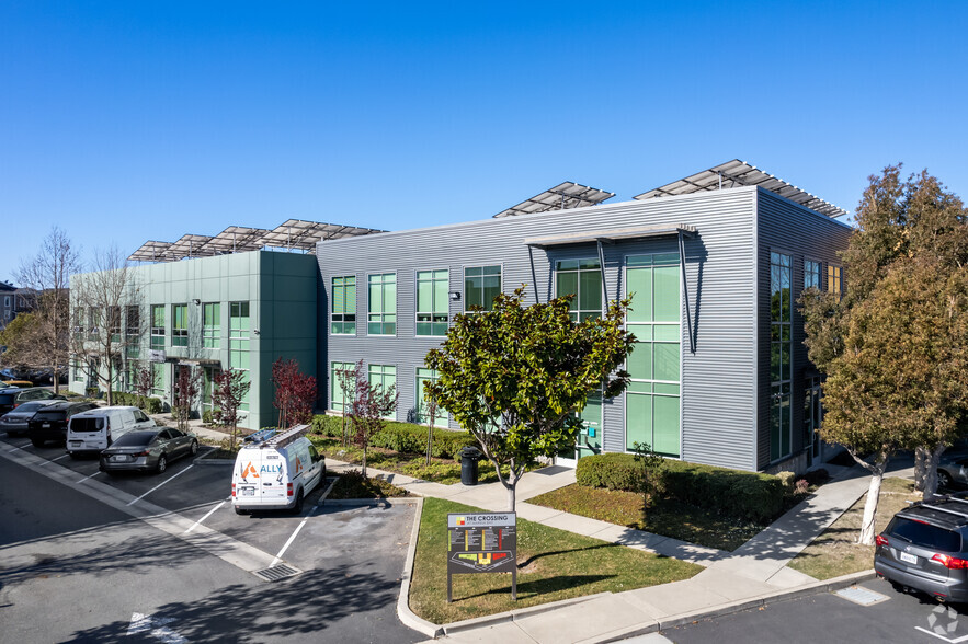 855 Marina Bay Pky, Richmond, CA for sale - Primary Photo - Image 1 of 1