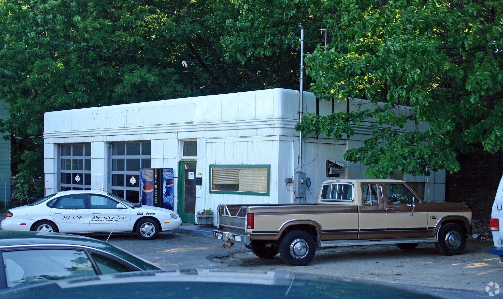 211 Valley St, Portland, ME à louer Photo principale- Image 1 de 3