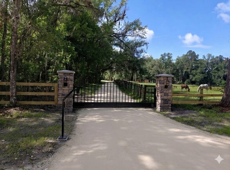 14810 NW 185th St, Williston, FL à vendre - Photo du bâtiment - Image 1 de 71