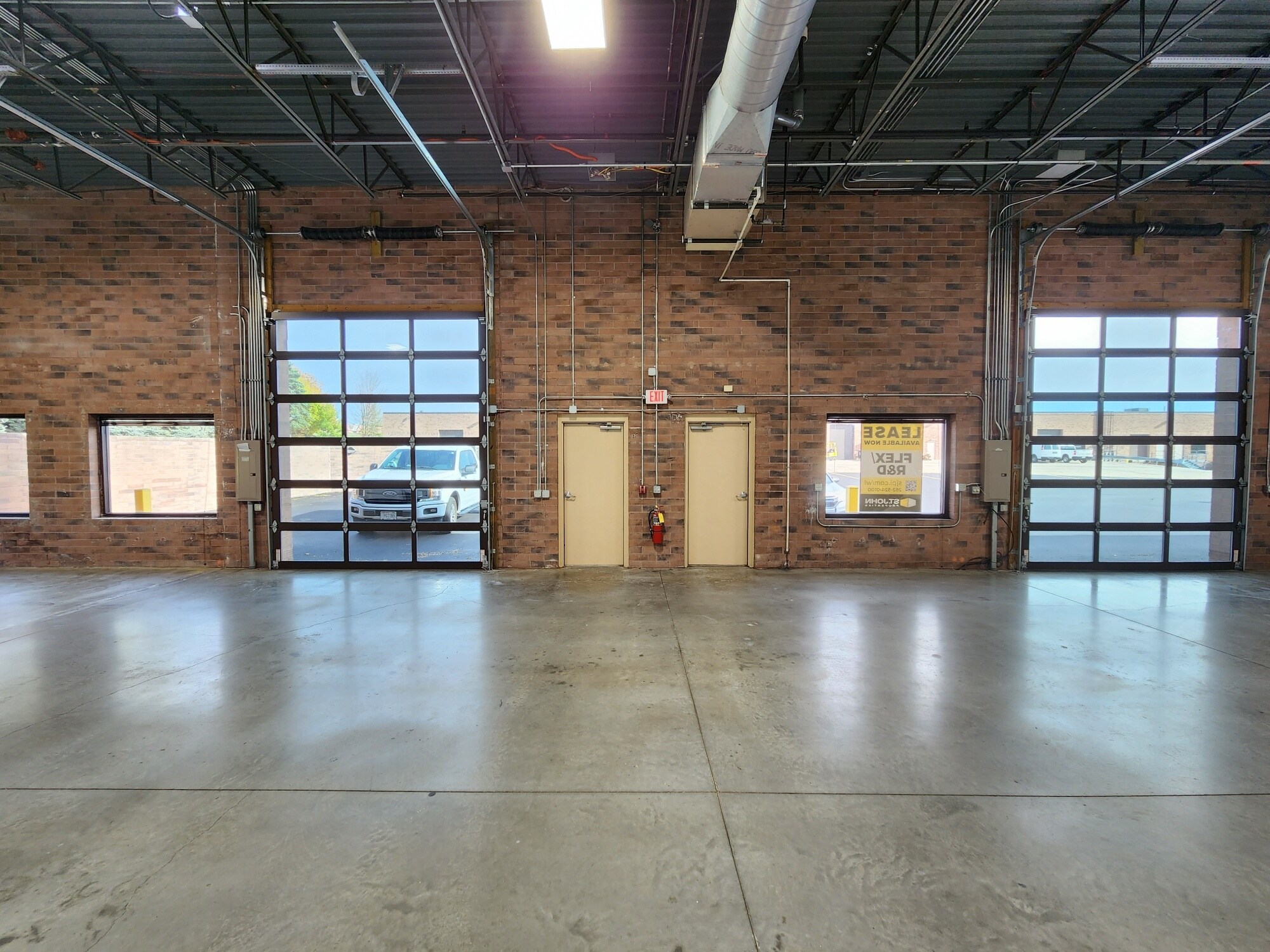 5000-5040 Ashland Way, Franklin, WI for lease Interior Photo- Image 1 of 13